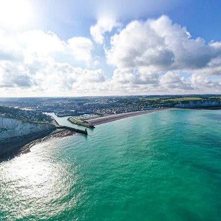 Giulia House - Seaside Escape, Modern & Cozy