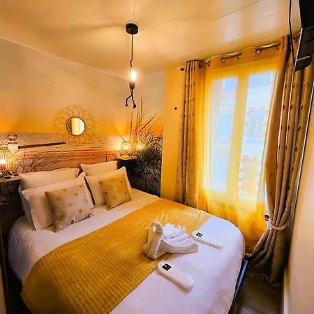 펜션 Giulia House - Seaside Escape, Modern & Cozy 페캉