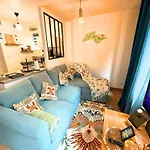 Giulia House - Seaside Escape, Modern & Cozy *